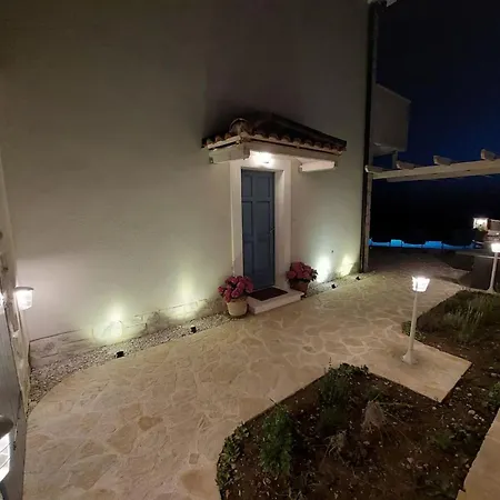Mediterranea Seaview Tatil Evi